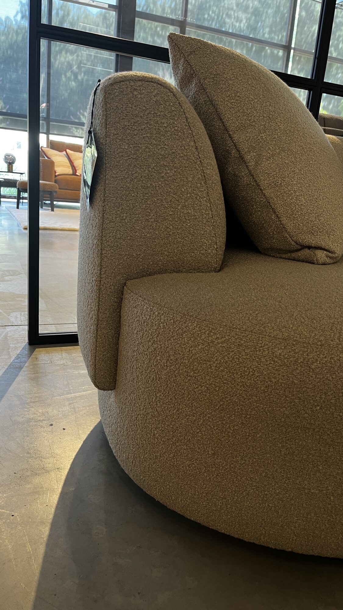 Urbana chaise longue in Ming/11 – Marie’s Corner ex-display at MC Circle