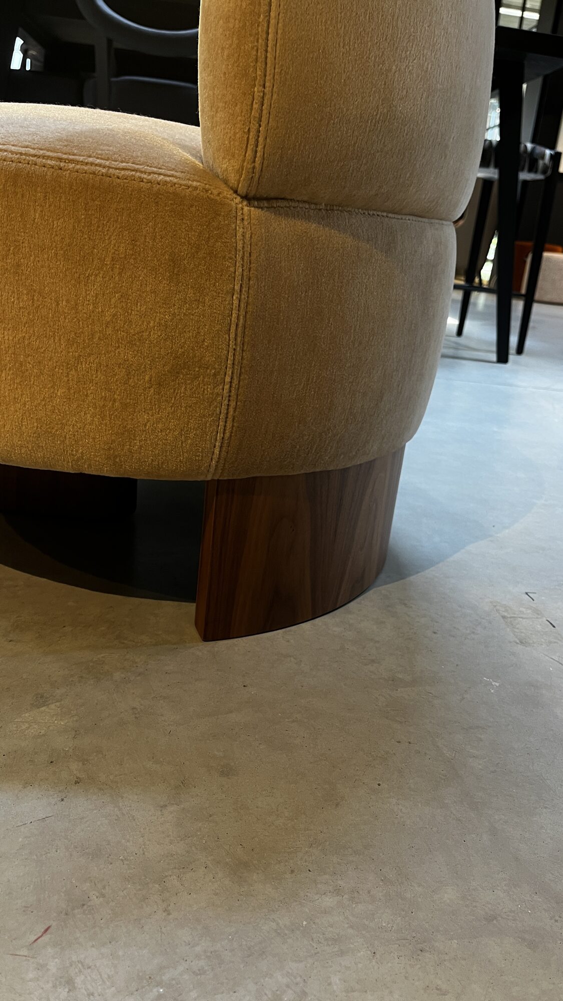 Davis armchair 64cm in Aalto/29 – Marie’s Corner ex-display at MC Circle