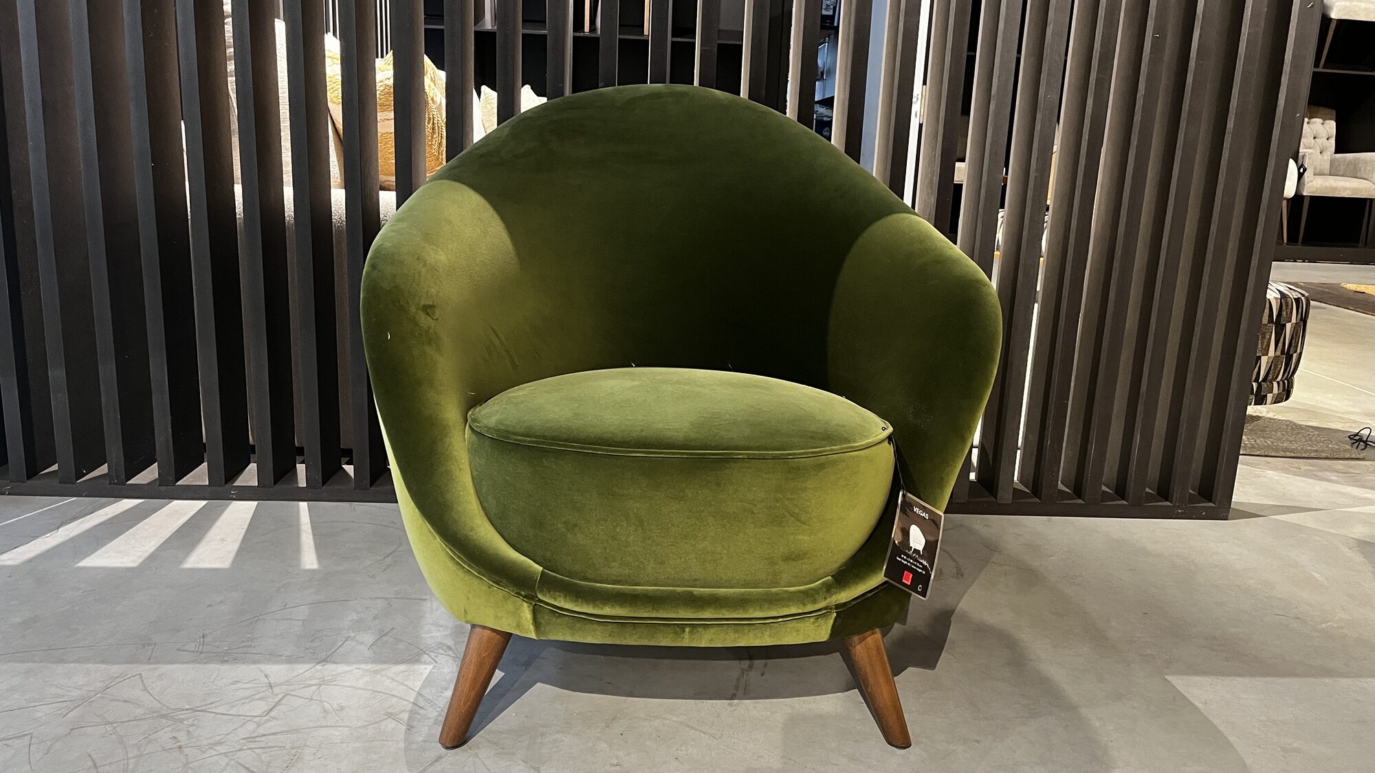 Vegas armchair in Velluti kaki – Marie’s Corner ex-display at MC Circle
