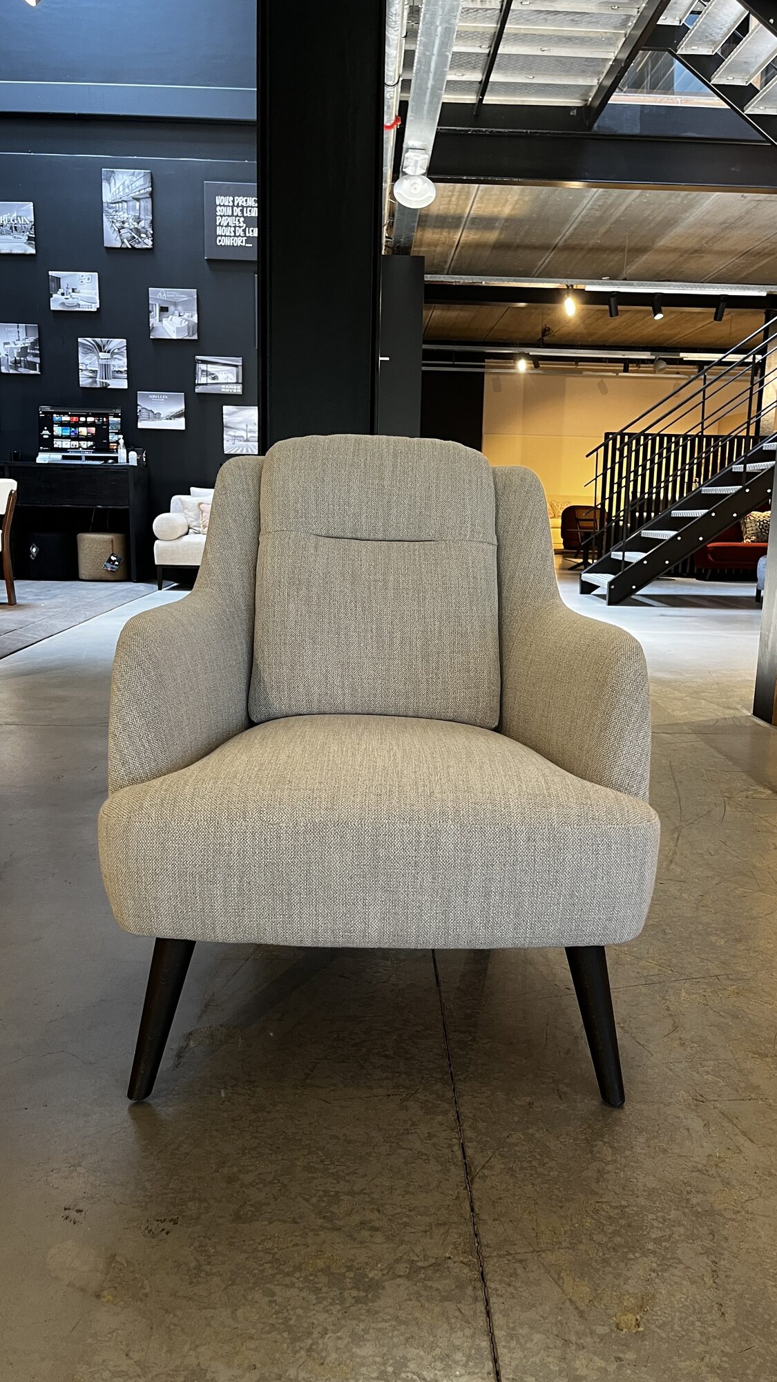 Garfield armchair 76cm in Kelly/11 – Marie’s Corner ex-display at MC Circle