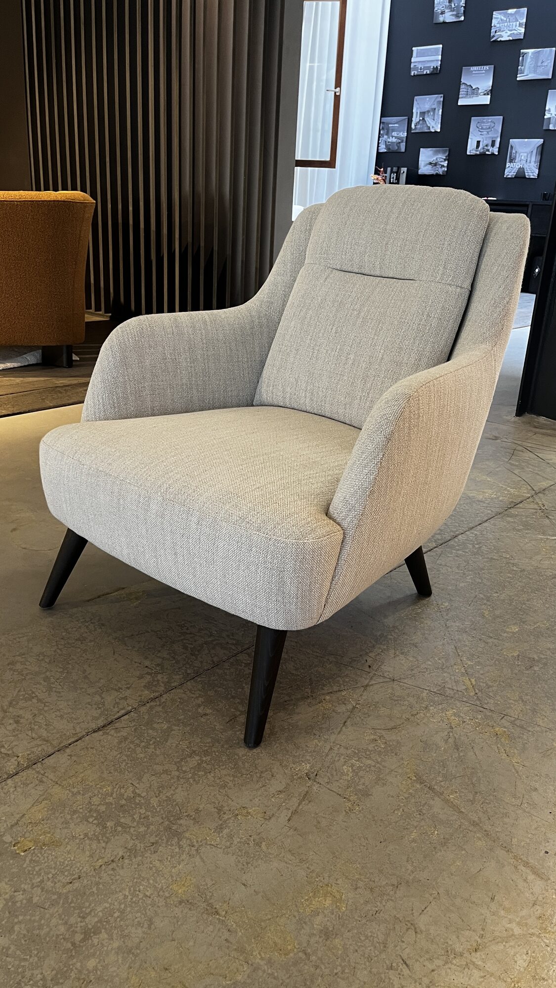 Garfield armchair 76cm in Kelly/11 – Marie’s Corner ex-display at MC Circle